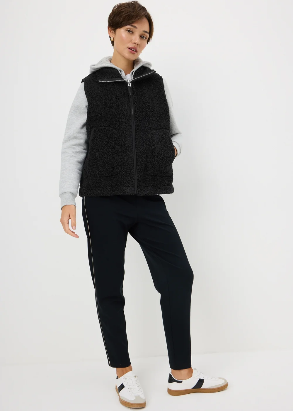 Black Borg Gilet - XL Image 2