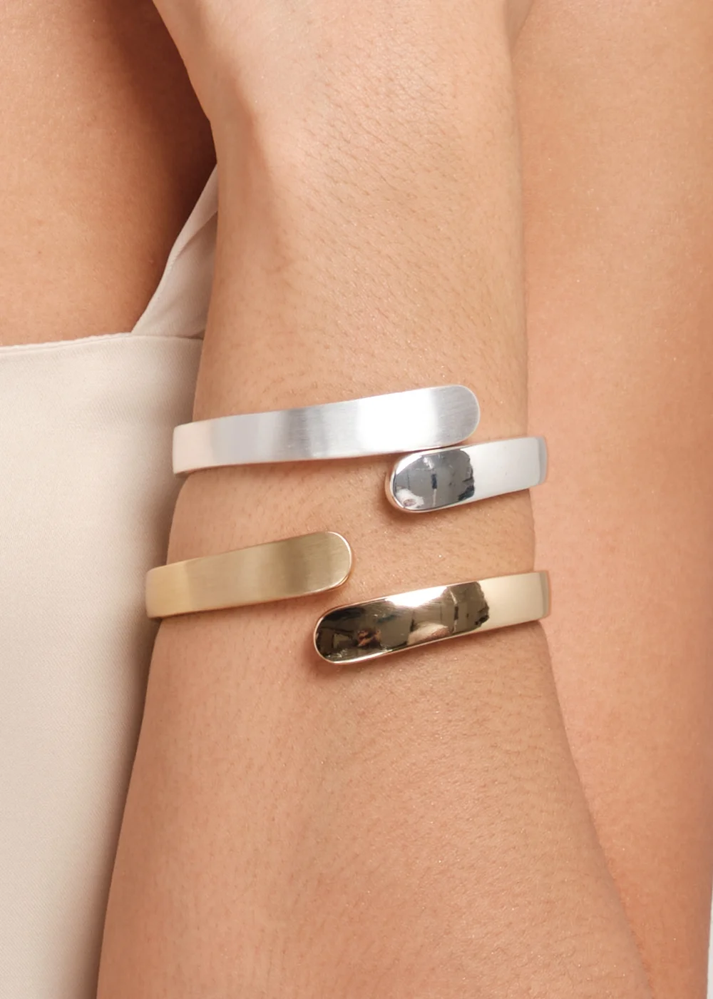 Jon Richard Silver Plated Polished Satin Open Hinge Bangle - One Size Image 3