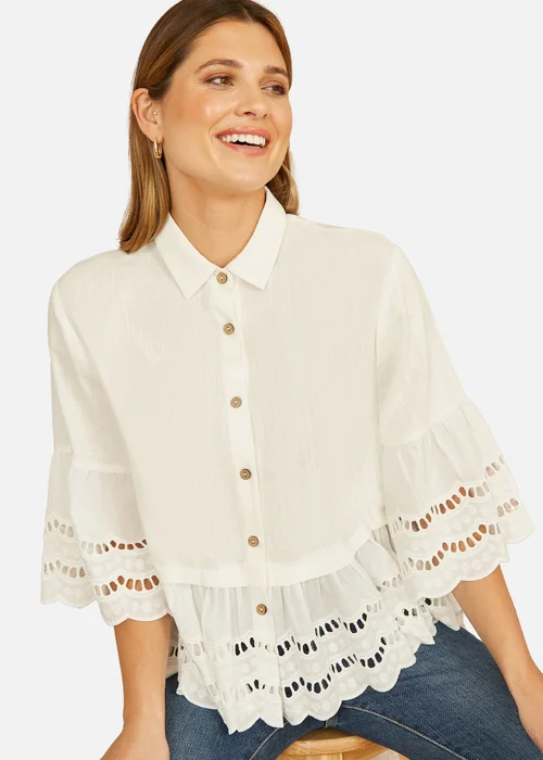 Yumi White Linen Relaxed Shirt With Scallop Trims - Size 12 Image 2