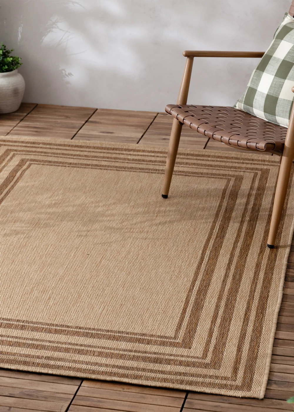 Yard Natural Camber Jute Effect Indoor/Outdoor Rug - 120 x 170 Image 1