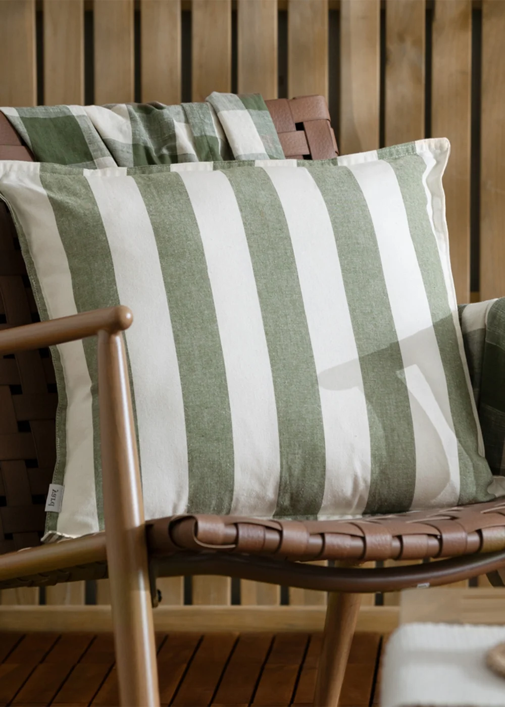 Yard Dark Green Hayle Cotton Outdoor Outdoor Cushion - One Size Image 1