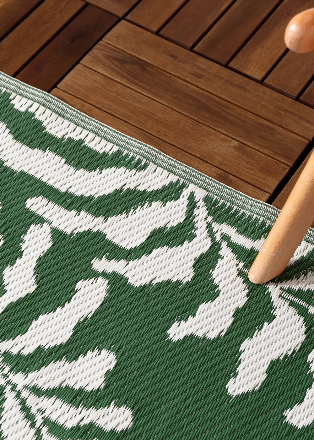 furn. Tocorico Reversible Outdoor Rug (120cm x 180cm) - 120 x 180cm Image 2