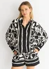 Gini London Mono Border Print Viscose Oversized Shirt - 16 Image 3