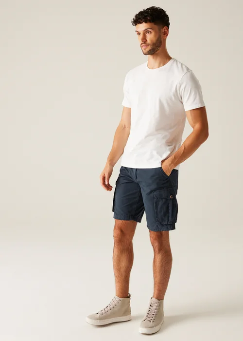 Regatta Navy Shorebay II Multi-Pocket Shorts - 44 W Image 3