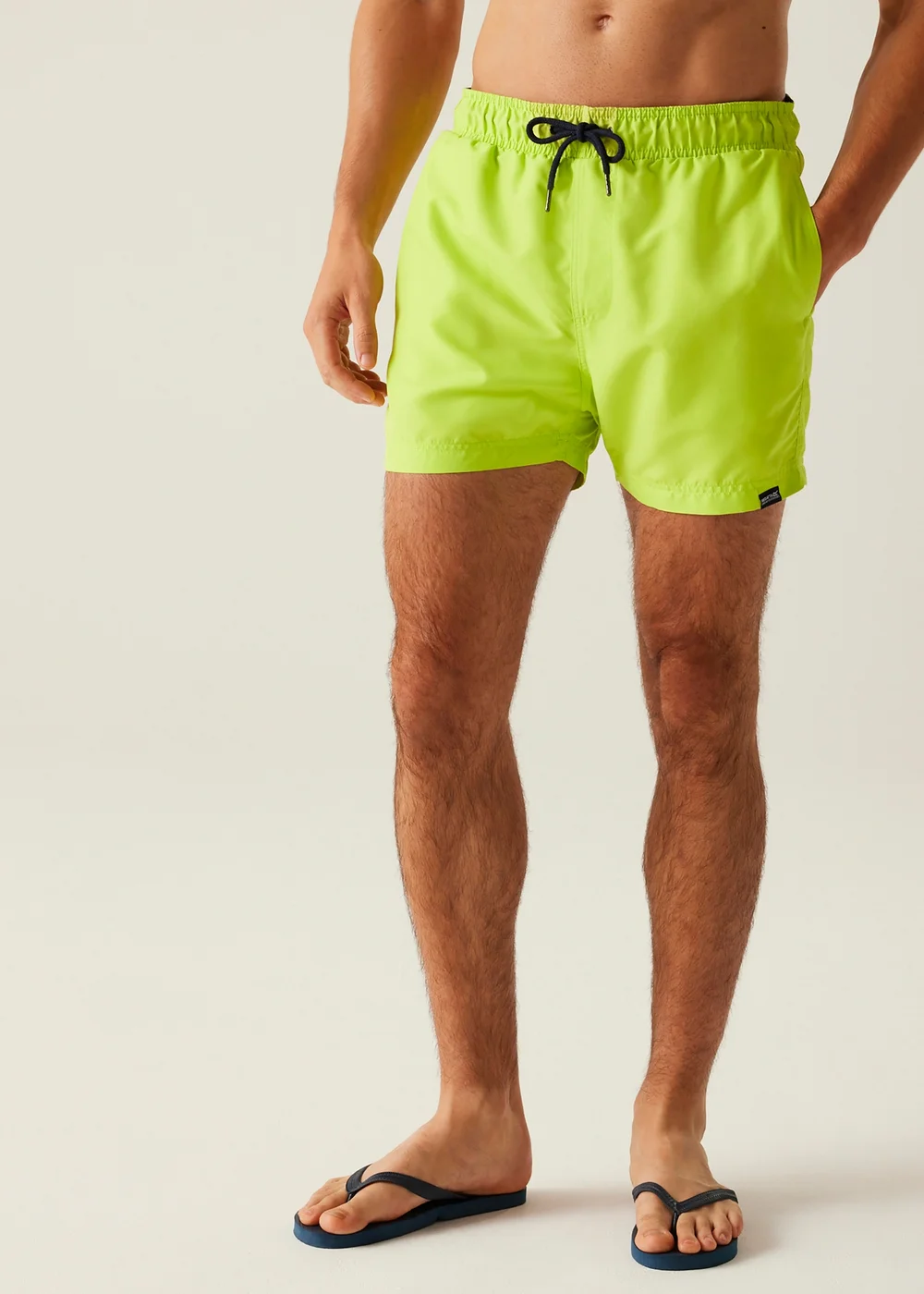 Regatta Citron Leaf Print Mawson III Swim Shorts - S Image 1
