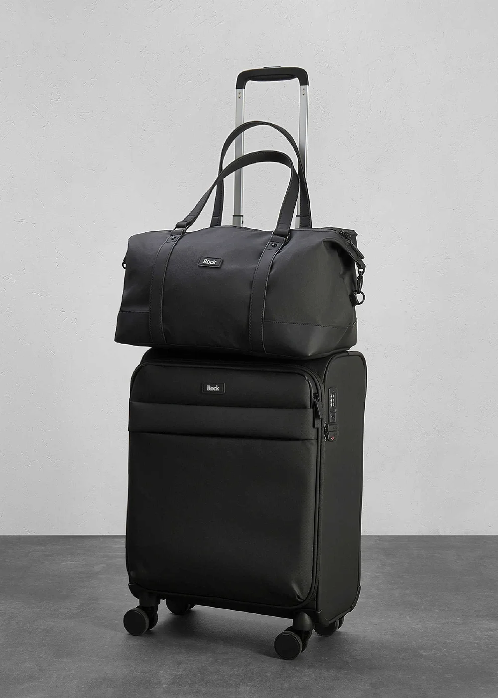 Rock Harper Black Holdall - Cabin Image 5