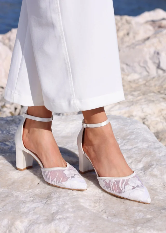 Linzi Essence Bridal Ivory Lace Court Heels