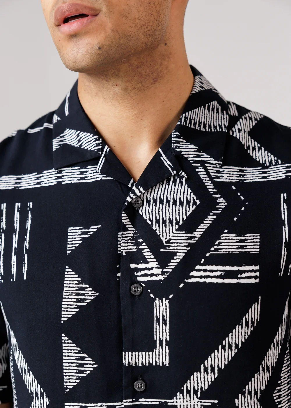 French Connection Black Tribal Print Short Sleeve Shirt - M Image 3