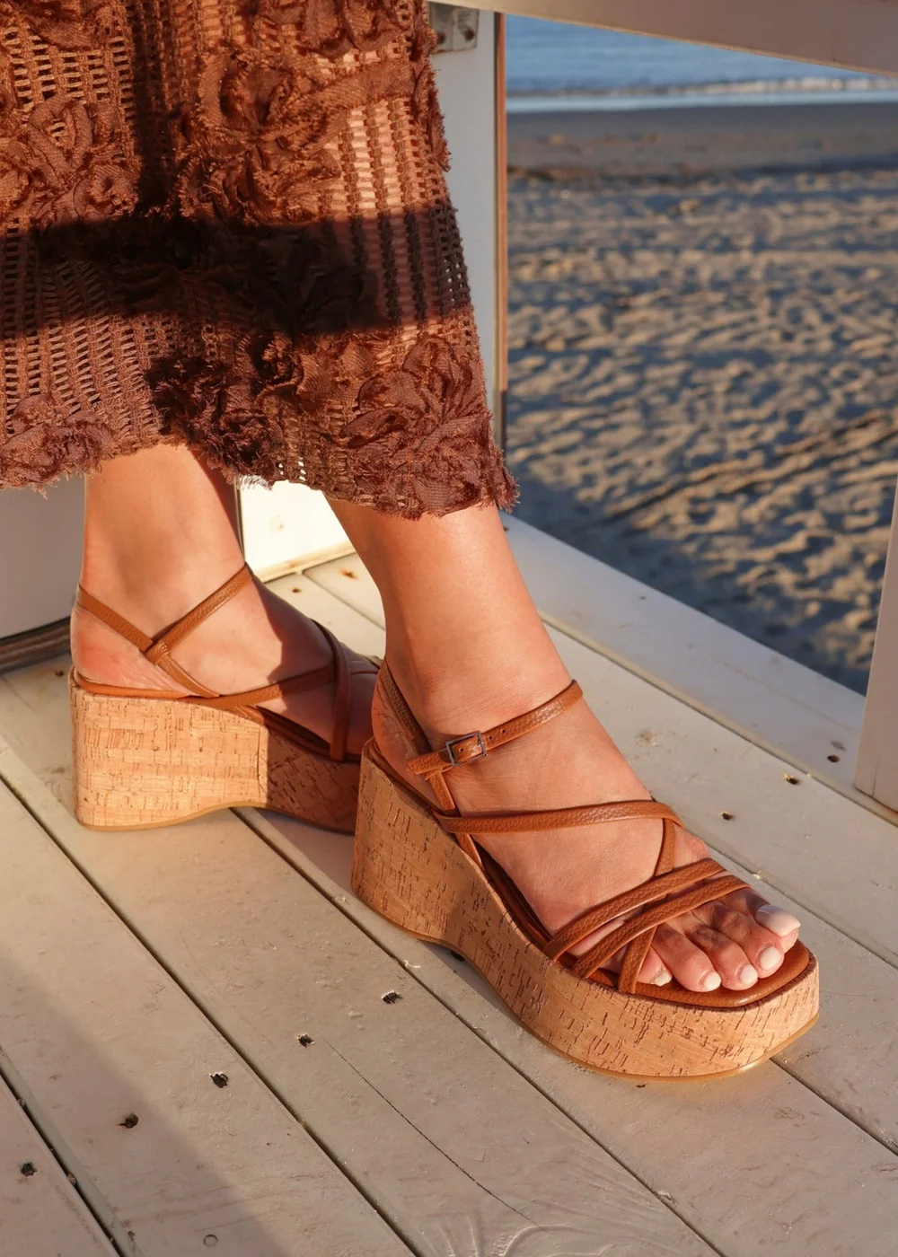 Linzi Orbit Tan Faux Lizard Strappy Cork Flatform Sandal - Size 5 Image 1