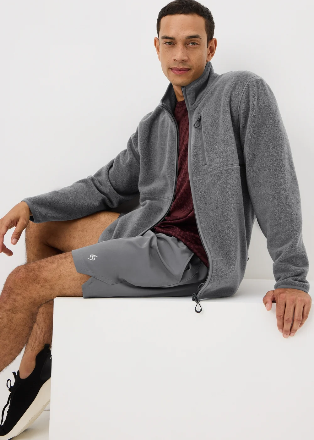 Souluxe Grey Funnel Neck Fleece - M Image 1