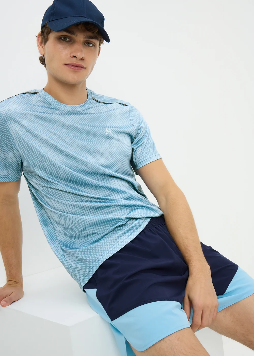 Souluxe Blue Spot Print T-Shirt - Small Image 1