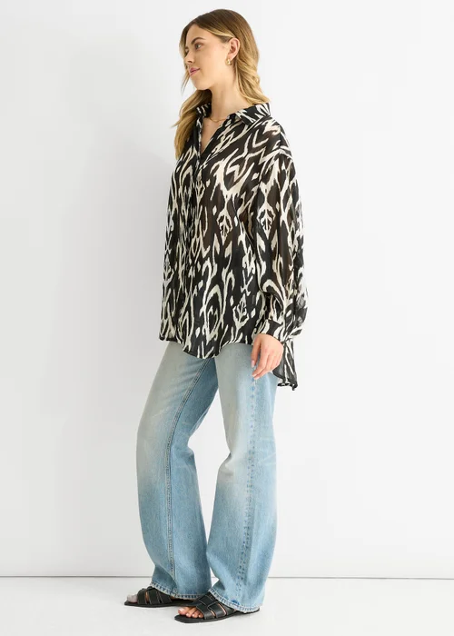 Gini London White Mono Abstract Print Oversized shirt - M/L Image 4