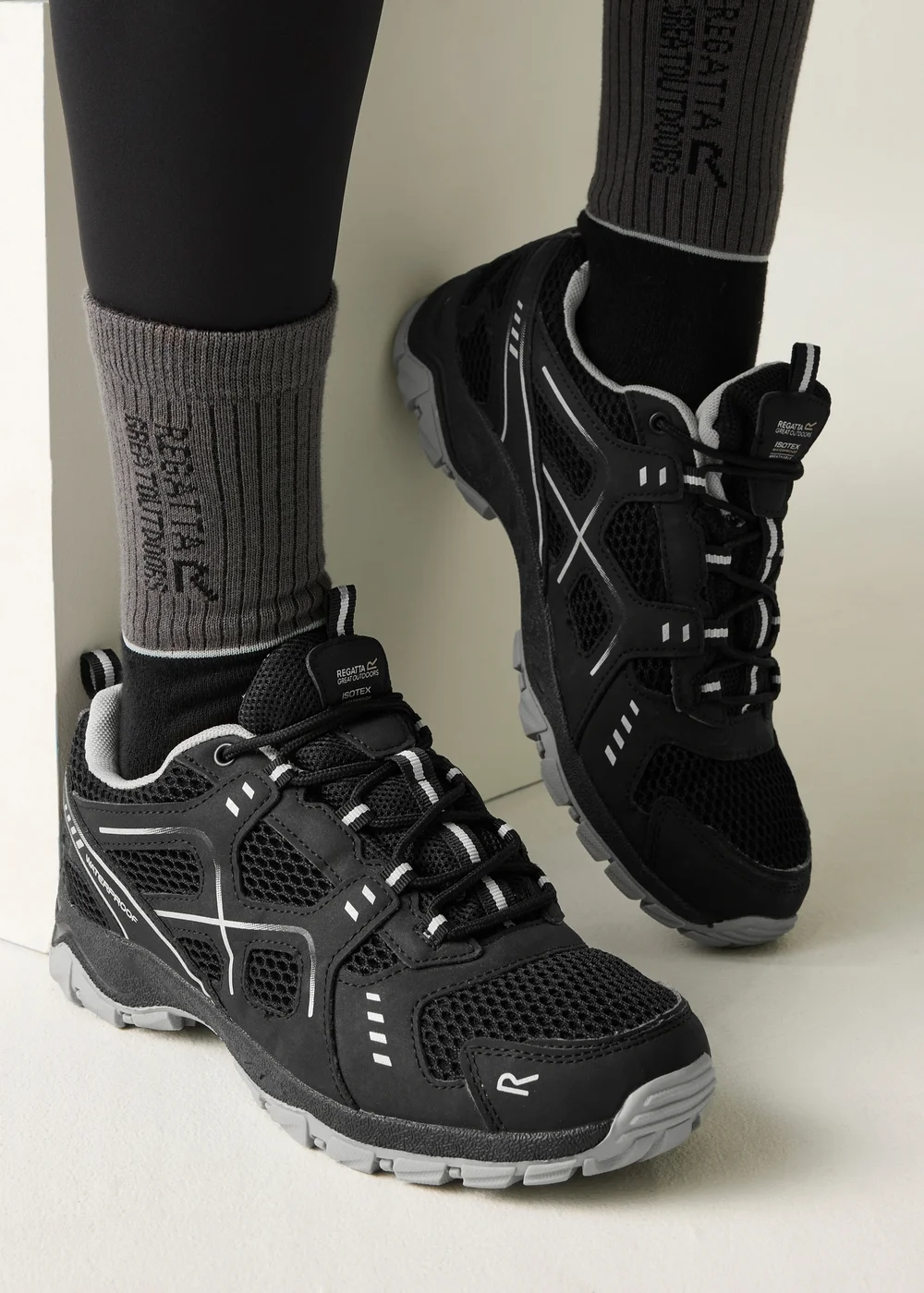 Regatta Black Vendeavour Waterproof with Isotex Technology Shoes - 5 Image 1