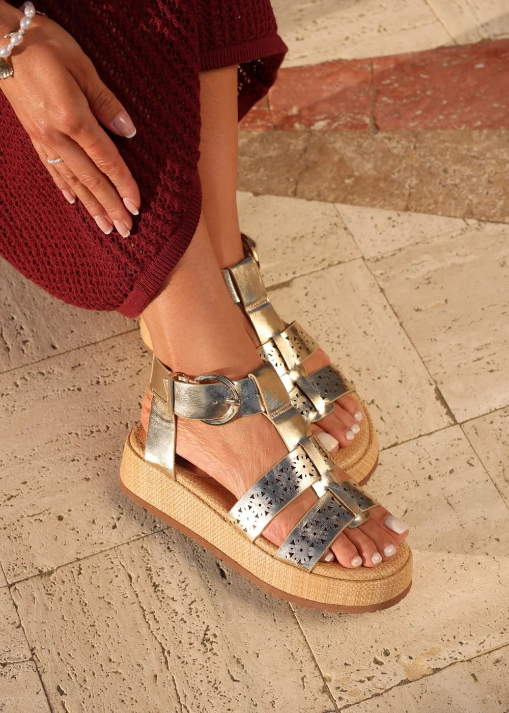 Linzi Sunkissed Gold Faux Leather Gladiator Flatform Sandal - Size 5 Image 1