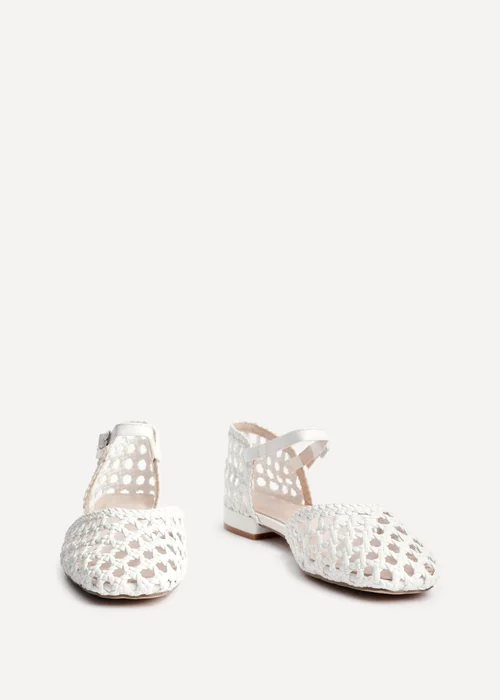 Linzi Suki White Faux Leather Woven Two Part Sandals - Size 3 Image 3