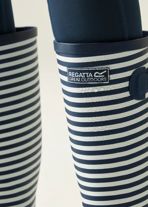 Regatta Navy White Stripe Fairweather III Waterproof Wellies - Size 8 Image 4