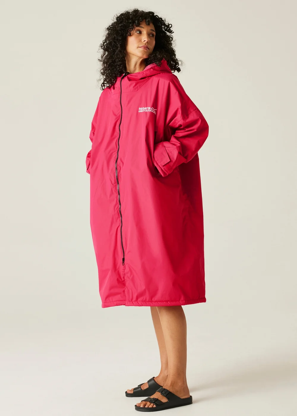 Regatta Pink Potion Changing Waterproof Hydrofort Robe - L/XL Image 1