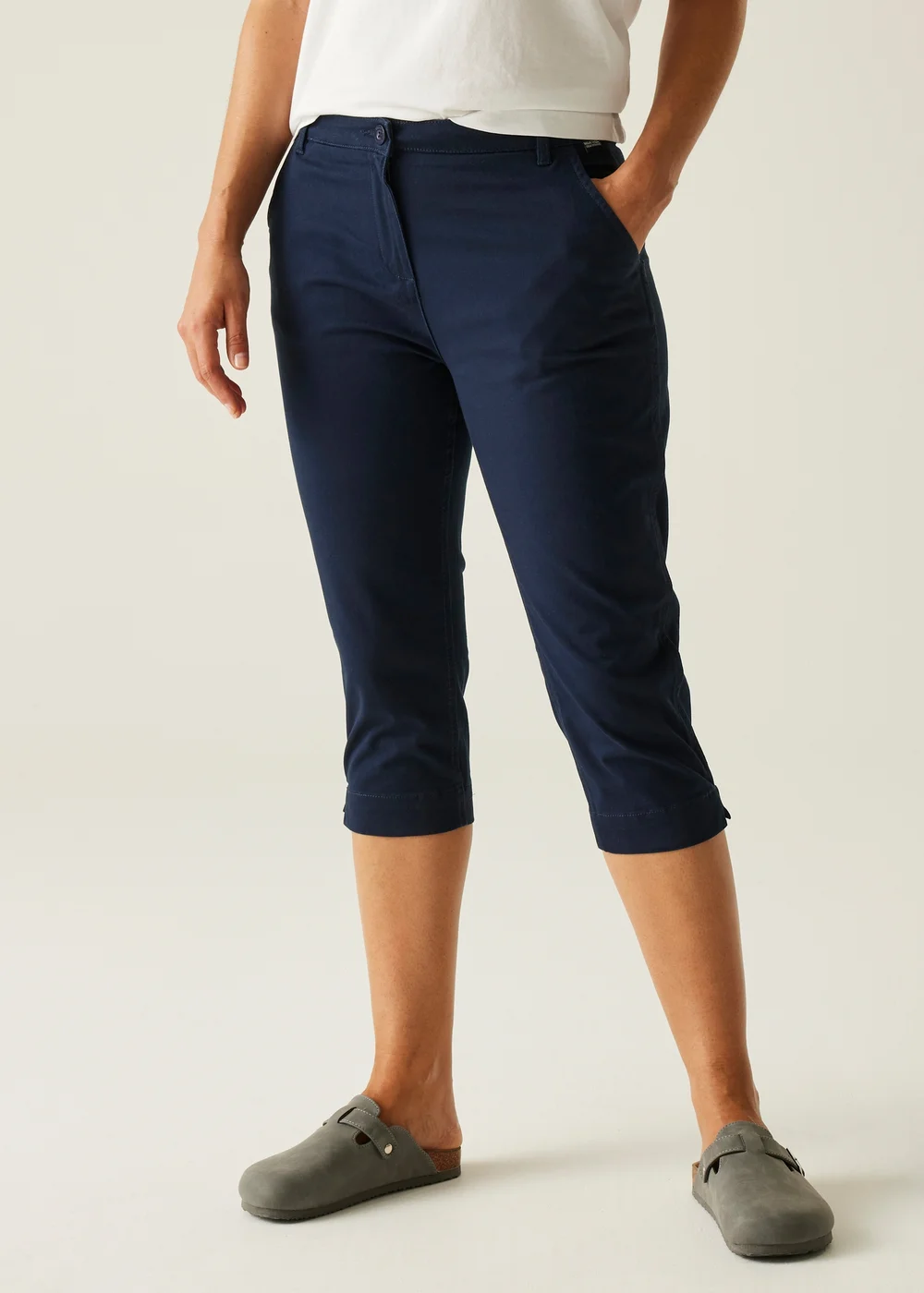 Regatta Navy Bayletta Capri - 20 Image 1