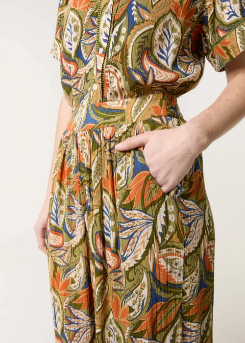 Blue Vanilla Green Border Print Straight Leg Trousers - S/M Image 3