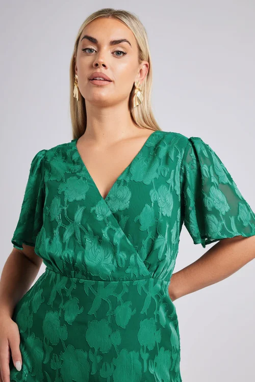 Yours London Curve Green Jacquard Floral Wrap Ruffle Hem Dress - 24 Image 4