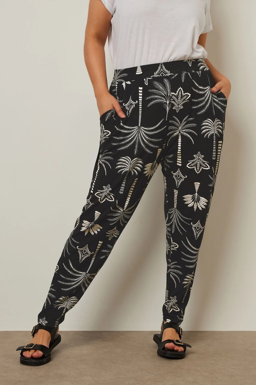 Yours Curve Black Palm Print Harem Trousers - 16 Image 1