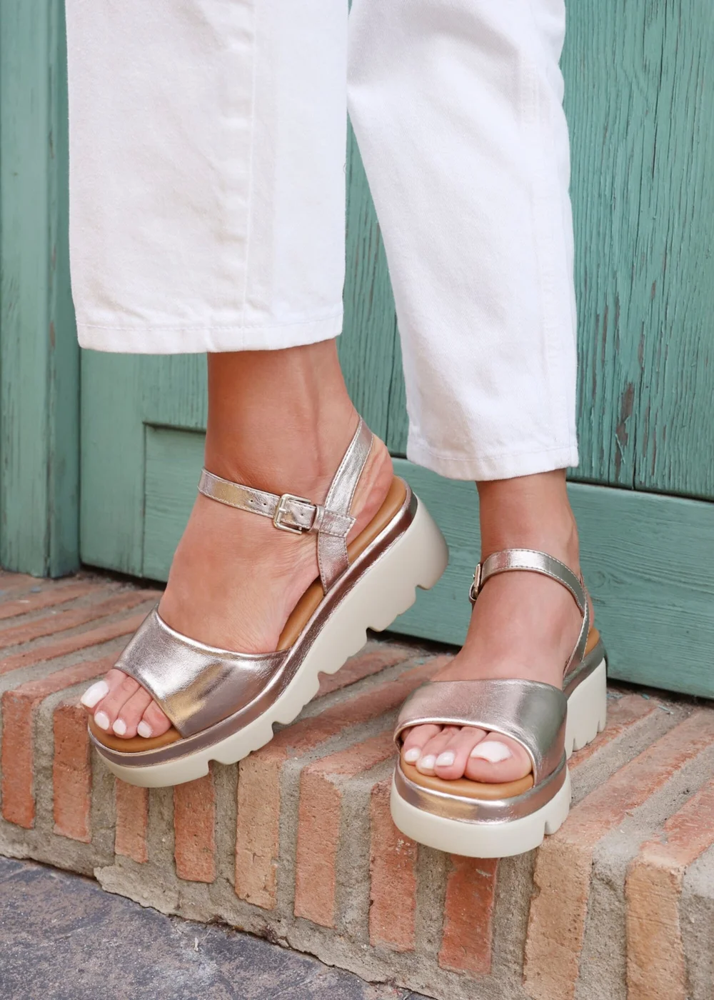 Linzi Nyla Pink Faux Leather Platform Cleated Sole Flatform Sandal - 627 Image 1