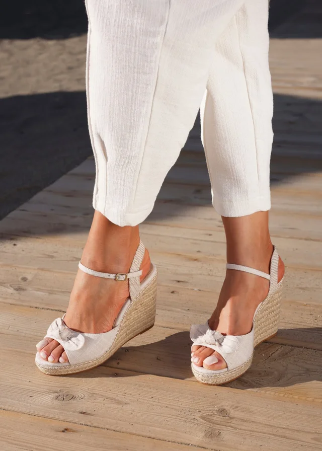 Linzi Portofino Beige Canvas Espadrille Wedge
