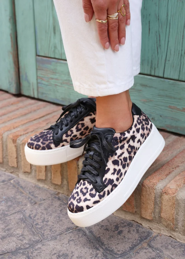 Linzi Twyla Leopard Print Platform Trainer