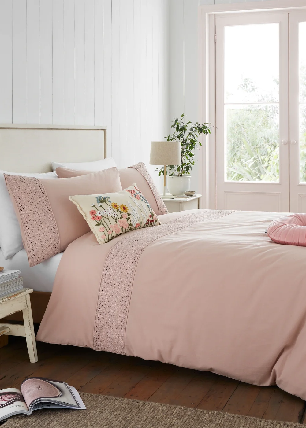 Catherine Lansfield Broderie Anglaise Duvet Cover Set Blush Pink - Single Image 1