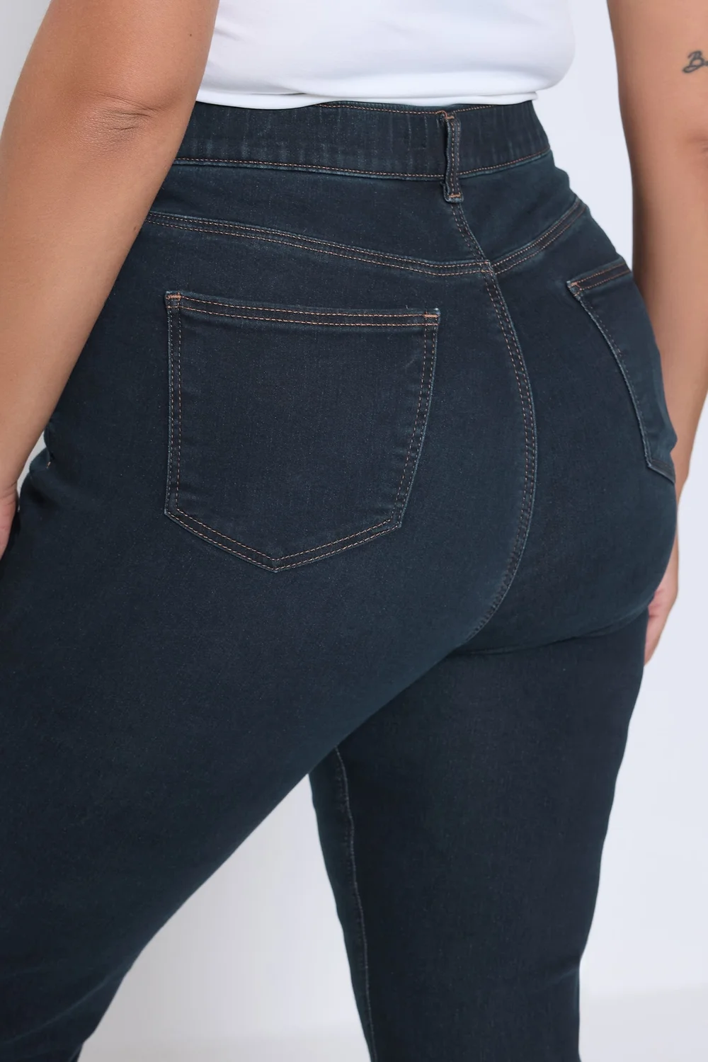 Yours Curve Dark Indigo Blue Bootcut Stretch ISLA Jeans - 30/L30 Image 5