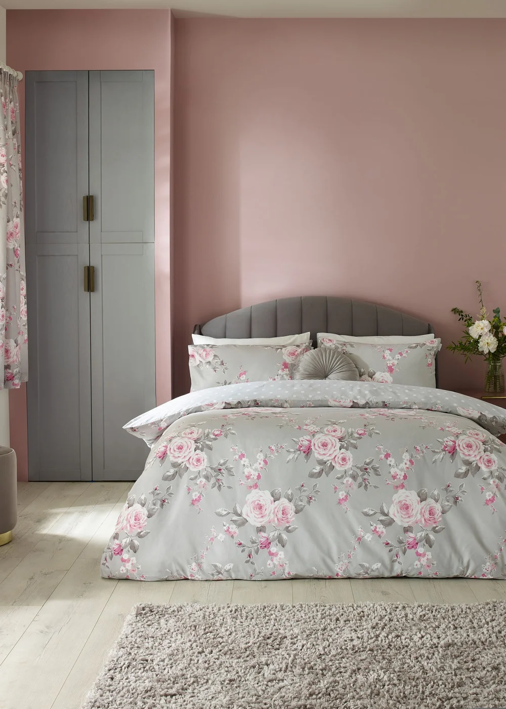 Catherine Lansfield Canterbury Floral Reversible Duvet Cover Set Grey - Single Image 1