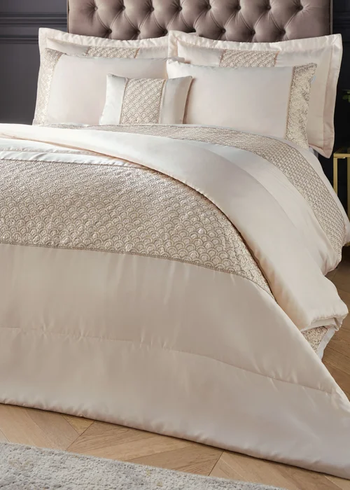 Catherine Lansfield Champagne Gold Deco Sequin Quilted Pillow Sham Pair - 2 Pack Image 2