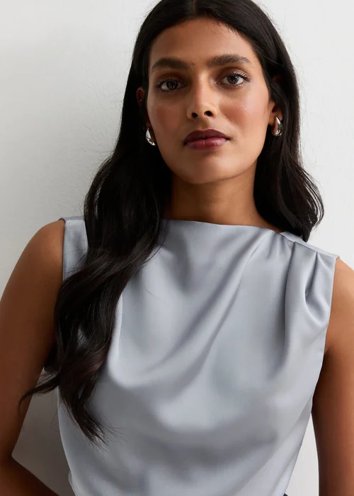 Gini London Silver High Neck Sleeveless Satin Top - Size 16 Image 3