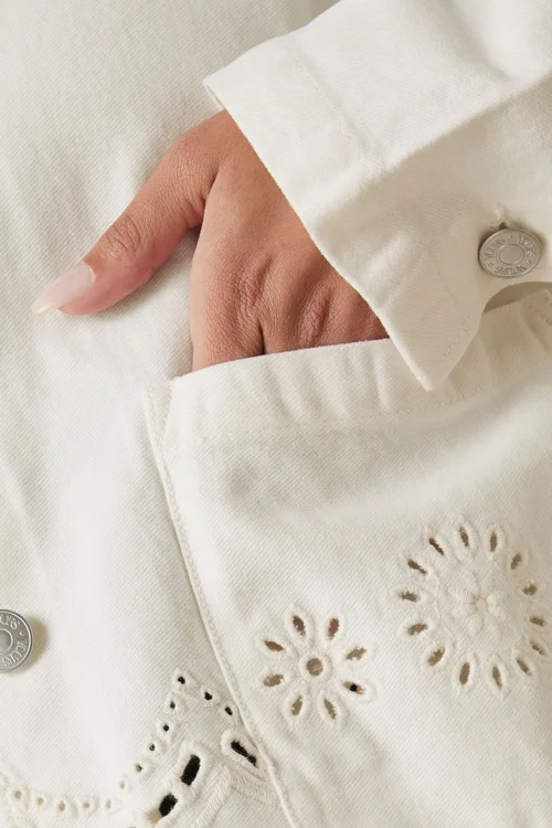 YOURS Curve Ivory White Broderie Anglaise Twill Shacket - 18 Image 4