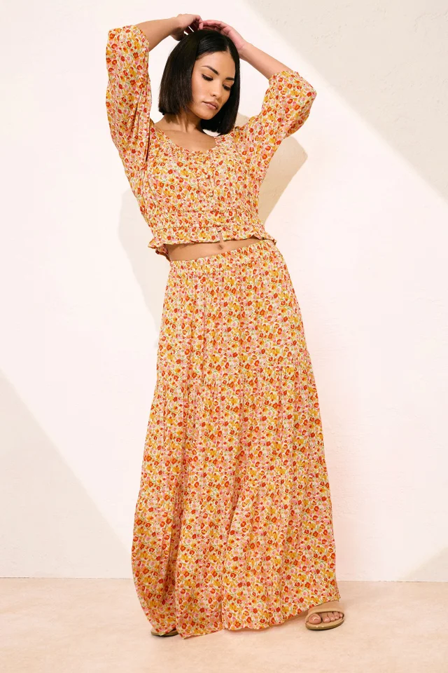 PixieGirl Petite Orange Ditsy Floral Puff Sleeve Top