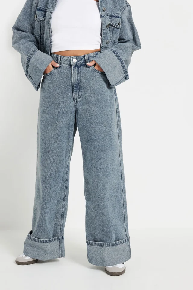 PixieGirl Petite Blue Wash Denim Turn Up Jeans