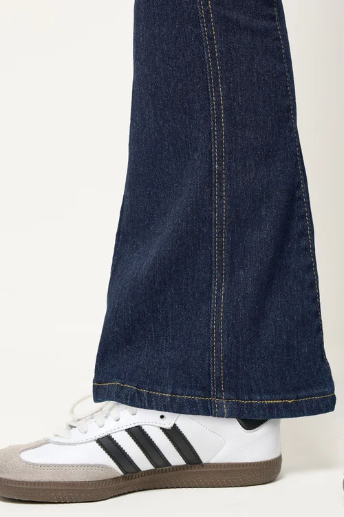 PixieGirl Petite Indigo Blue Seam Front Flared Jeans - 8 Image 4