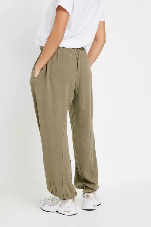 PixieGirl Petite Brown Seam Detail Cuffed Trousers - 10 Image 3
