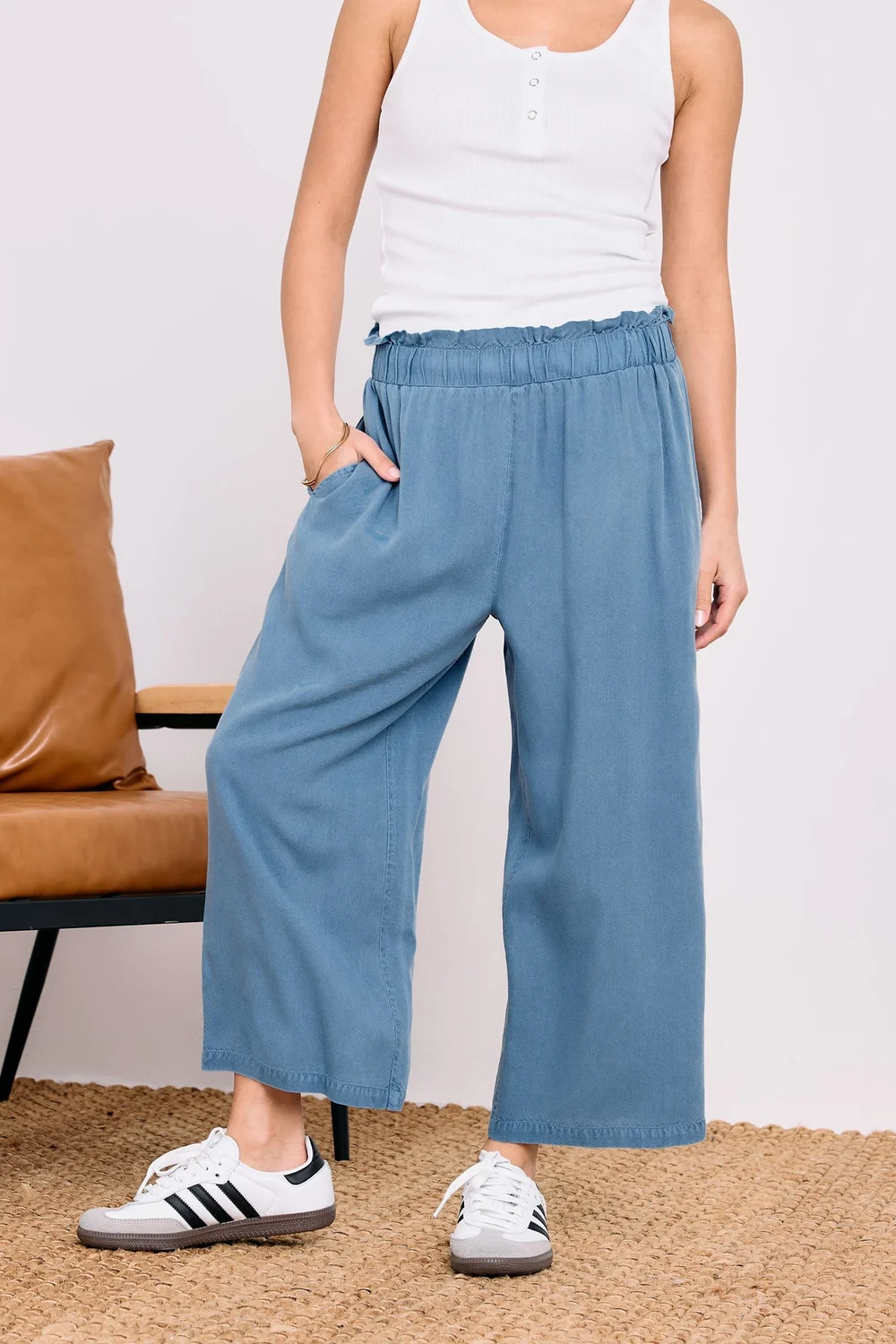 PixieGirl Petite Blue Acid Wash Cropped Trousers - 8 Image 2