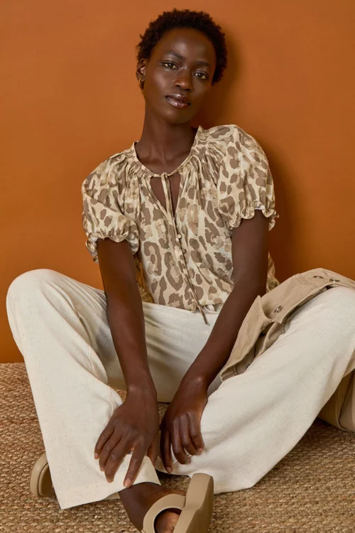 Roman Taupe Animal Print Tie Neck Top - Size 20 Image 2