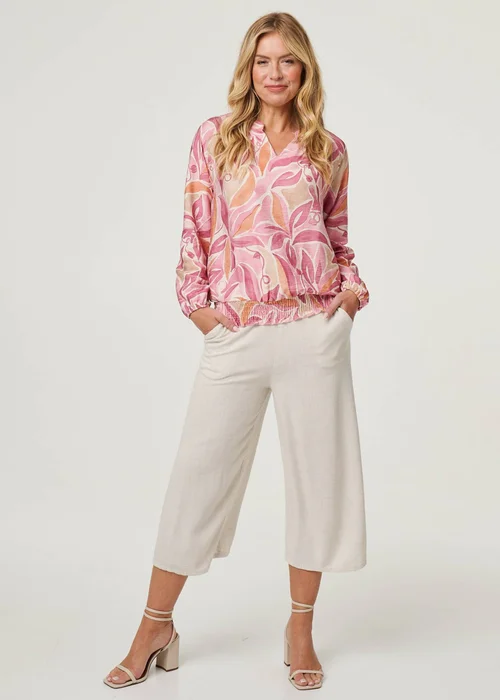 Izabel London Pink Floral Shirred 3/4 Sleeve V-Neck Blouse - L Image 4