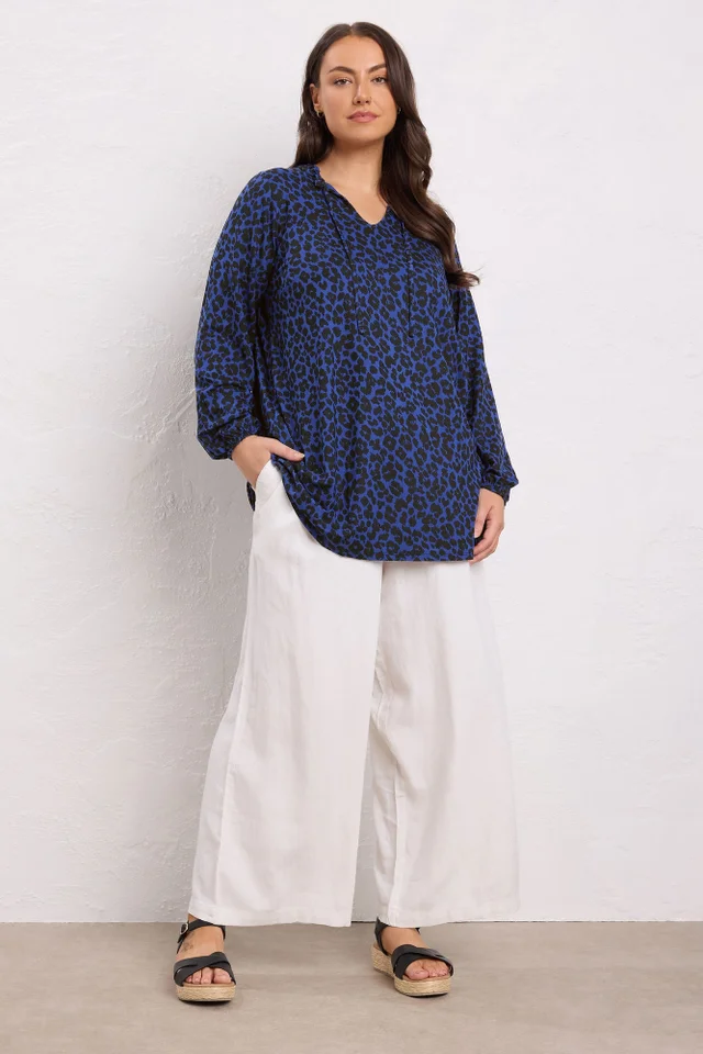 EVANS Curve Blue Animal Print Tie Neck Top