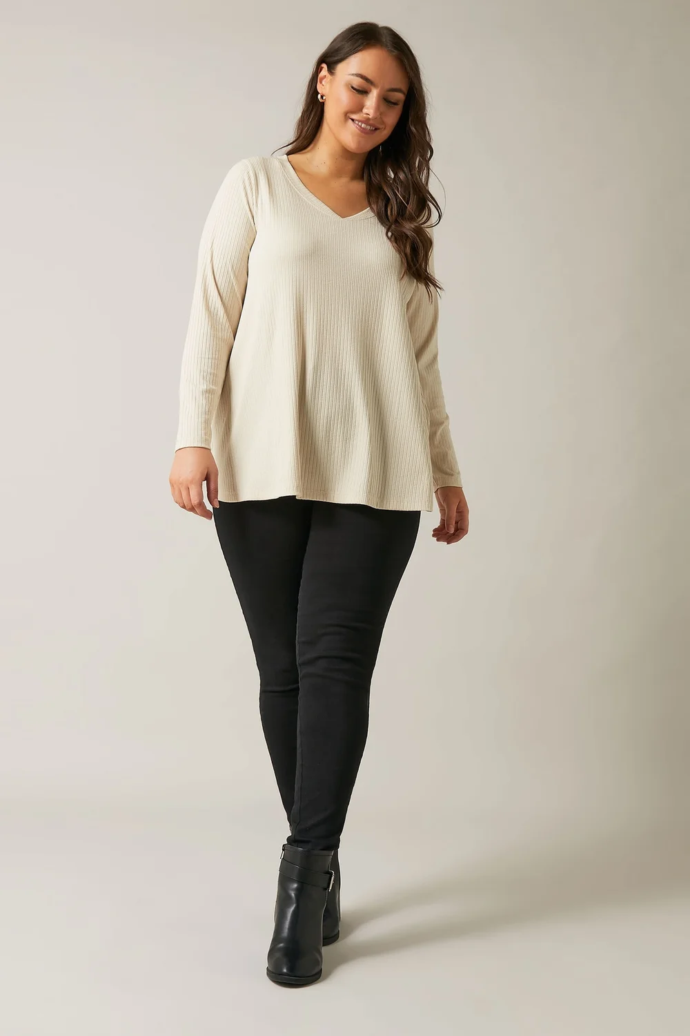 Evans Curve White Premium Ribbed Modal Blend Swing Top - Size 22-24 Image 2