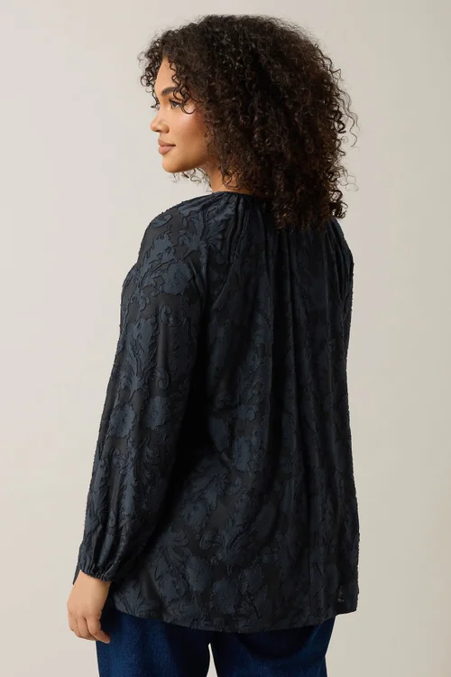 Evans Curve Navy Blue Floral Burnout Blouse - Size 20 Image 3