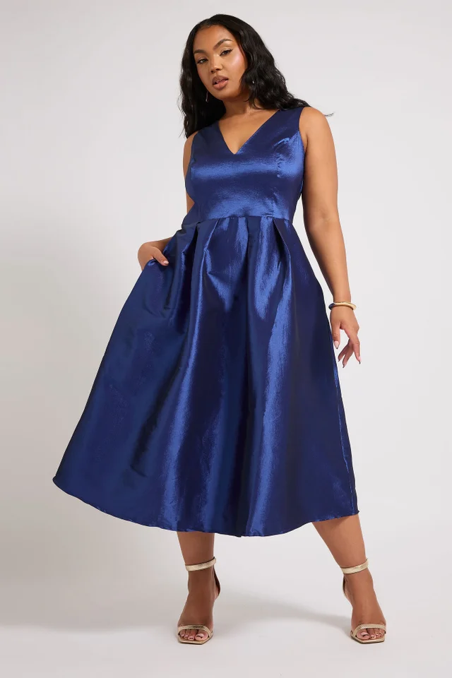 Yours London Curve Navy Blue Pleated V-Neck Midi Prom Dress
