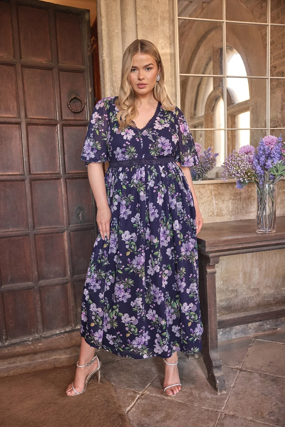 Yours London Curve Navy Blue Floral Crochet Lace V-Neck Midaxi Dress - Size 16 Image 1