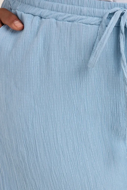 Yours Curve Light Blue Crinkle Midaxi Culottes - 14 Image 4
