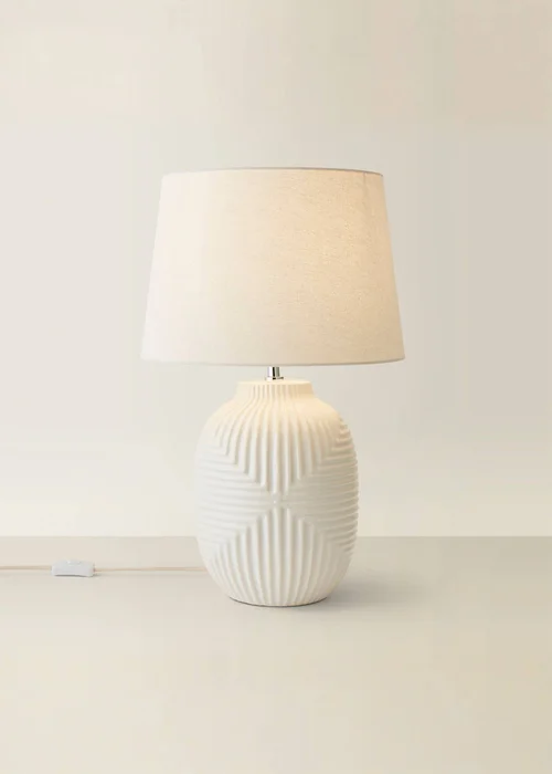ValueLights Harrison White Ribbed Large Table Lamp - One Size Image 3