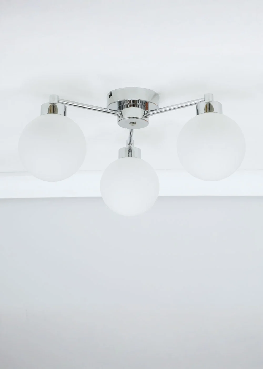 ValueLights Jonah Chrome 3 Arm Ceiling Light - One Size Image 1