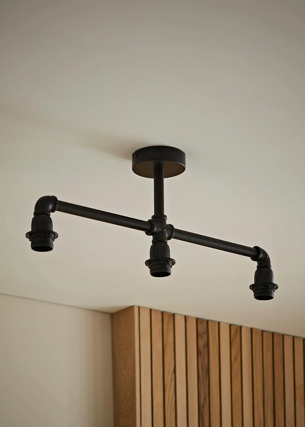 ValueLights Luiggi Matte Black 3 Way Black Bar Ceiling Light - One Size Image 1